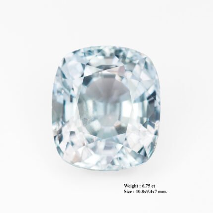 6.75 ct "Mint-Blue"_Unheated Mogok Sapphire