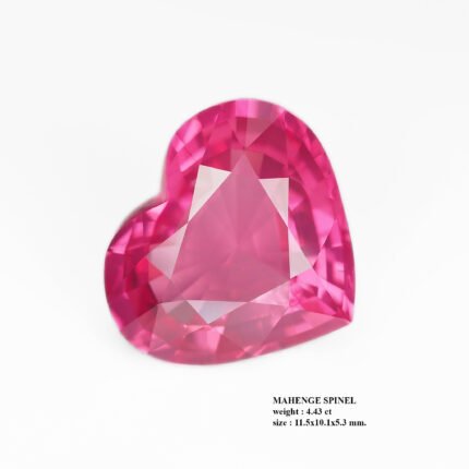 4.43 ct "Neon Rose Pink"_Unheated Mahenge Spinel
