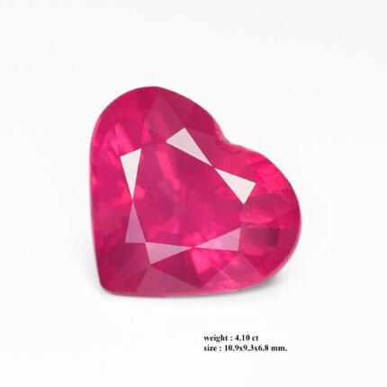 4.10 ct "Neon Fuchsia"_Unheated Mahenge Spinel