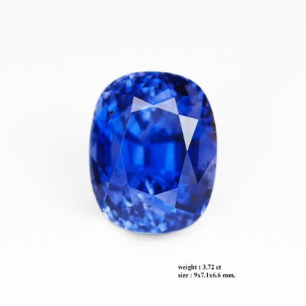 3.72 ct "Royal Blue"_Unheated Sri Lanka Sapphire